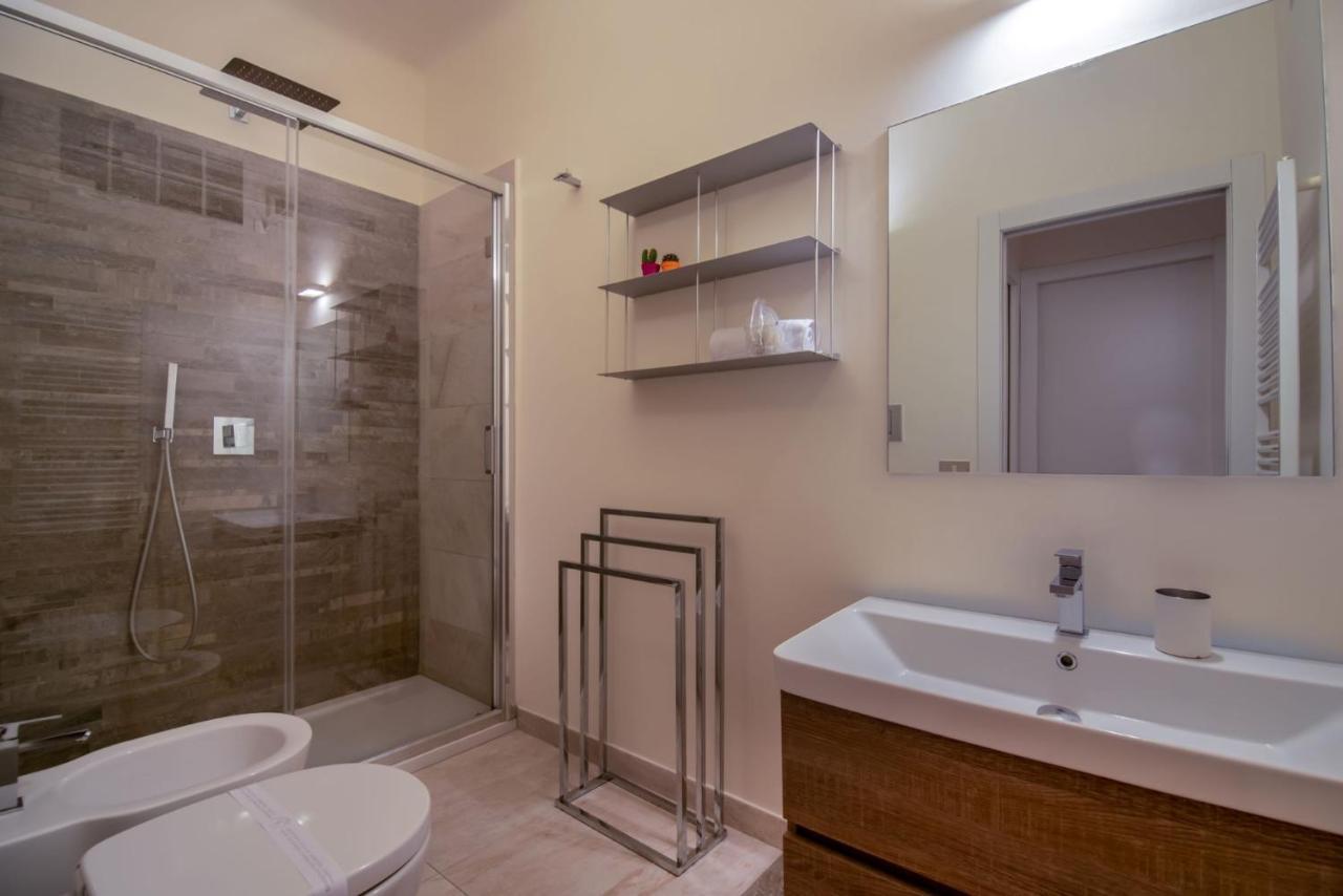 Easylife - Luminoso Bilocale In Zona Garibaldi Apartment Milan Bagian luar foto