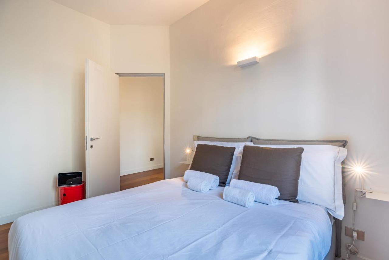 Easylife - Luminoso Bilocale In Zona Garibaldi Apartment Milan Bagian luar foto